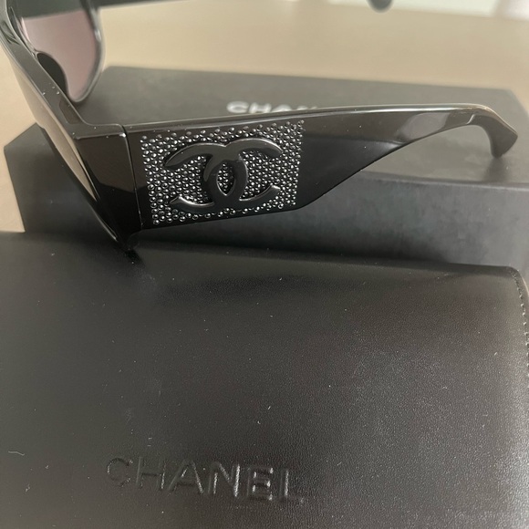 CHANEL Acetate Crystal CC shield sunglasses CH5466B Blk Sheen - Picture 3 of 10